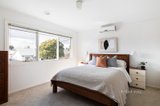 https://images.listonce.com.au/custom/160x/listings/31-glanfield-street-northcote-vic-3070/925/01181925_img_10.jpg?_hyZk9Xt284