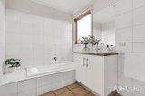 https://images.listonce.com.au/custom/160x/listings/31-glenlyon-road-brunswick-vic-3056/254/01767254_img_17.jpg?gG-7o0mxGug