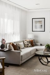 https://images.listonce.com.au/custom/160x/listings/31-greenwood-street-burwood-vic-3125/143/01937143_img_10.jpg?h5vy4bjmz1k