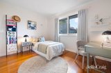 https://images.listonce.com.au/custom/160x/listings/31-grove-street-vermont-vic-3133/141/01951141_img_13.jpg?pj90uUkzrVg