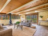 https://images.listonce.com.au/custom/160x/listings/31-hillsboro-street-carlsruhe-vic-3442/856/00970856_img_02.jpg?AFNqAfFsGsI