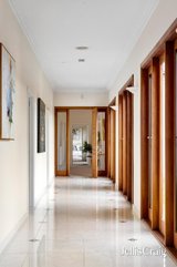 https://images.listonce.com.au/custom/160x/listings/31-laceys-road-cottles-bridge-vic-3099/124/01773124_img_16.jpg?MRpSu_vo8oc