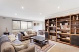 https://images.listonce.com.au/custom/160x/listings/31-leatherwood-crescent-wheelers-hill-vic-3150/441/00646441_img_03.jpg?kT1qhClHB0I