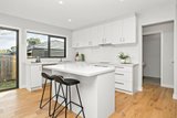 https://images.listonce.com.au/custom/160x/listings/31-leyland-street-croydon-vic-3136/242/01619242_img_02.jpg?uEN8ooYjb4M