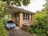 https://images.listonce.com.au/custom/160x/listings/31-longfellow-avenue-mooroolbark-vic-3138/014/01524014_img_12.jpg?Gr4hBj-IJ64