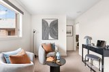 https://images.listonce.com.au/custom/160x/listings/31-mctaggart-street-kensington-vic-3031/758/01912758_img_03.jpg?Msgrgt1KRlo