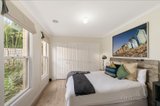 https://images.listonce.com.au/custom/160x/listings/31-oakley-drive-avondale-heights-vic-3034/527/00825527_img_15.jpg?BWHUOYYq-Nw