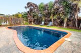 https://images.listonce.com.au/custom/160x/listings/31-paperbark-drive-mount-martha-vic-3934/258/01947258_img_09.jpg?tB4DBx0X2Qg