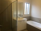 https://images.listonce.com.au/custom/160x/listings/31-precinct-road-charlemont-vic-3217/610/01899610_img_09.jpg?KVqXpO481Rg