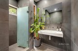 https://images.listonce.com.au/custom/160x/listings/31-rose-street-richmond-vic-3121/233/01082233_img_13.jpg?UMkTPIURLQo