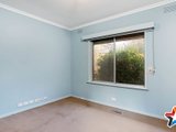 https://images.listonce.com.au/custom/160x/listings/31-ruskin-avenue-croydon-vic-3136/294/01526294_img_08.jpg?KKpuooYRocE