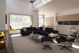 https://images.listonce.com.au/custom/160x/listings/31-shelley-street-elwood-vic-3184/646/01794646_img_06.jpg?dWFrRpfYzn8