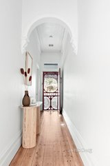 https://images.listonce.com.au/custom/160x/listings/31-smith-street-kensington-vic-3031/722/01391722_img_12.jpg?bscLr30_4yU