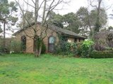 https://images.listonce.com.au/custom/160x/listings/31-songbird-avenue-chirnside-park-vic-3116/094/01525094_img_01.jpg?HLPsFnlG2rw