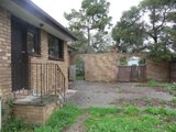 https://images.listonce.com.au/custom/160x/listings/31-songbird-avenue-chirnside-park-vic-3116/094/01525094_img_04.jpg?oB7yTCUnki0