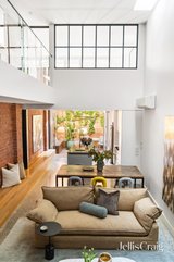 https://images.listonce.com.au/custom/160x/listings/31-st-edmonds-road-prahran-vic-3181/369/01878369_img_08.jpg?oxycnQv9yAQ