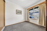 https://images.listonce.com.au/custom/160x/listings/31-tahara-street-hamlyn-heights-vic-3215/722/01698722_img_10.jpg?cdqOJW-J2ck