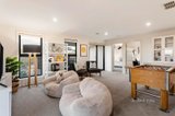 https://images.listonce.com.au/custom/160x/listings/31-tanbridge-way-warranwood-vic-3134/350/01734350_img_16.jpg?f3NHXWfx7L0