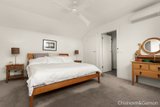 https://images.listonce.com.au/custom/160x/listings/31-tennyson-street-elwood-vic-3184/184/01794184_img_11.jpg?m2K4OKB30XM