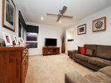 https://images.listonce.com.au/custom/160x/listings/31-the-avenue-montrose-vic-3765/373/01524373_img_02.jpg?NCFRLKbDq6A