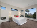 https://images.listonce.com.au/custom/160x/listings/31-threadneedle-street-balwyn-vic-3103/534/01684534_img_06.jpg?9gGt5OohQlY