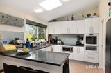 https://images.listonce.com.au/custom/160x/listings/31-wycliffe-crescent-eltham-vic-3095/856/01643856_img_05.jpg?COpA_z57G1A