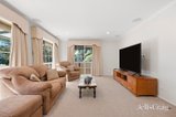 https://images.listonce.com.au/custom/160x/listings/31-york-road-mount-evelyn-vic-3796/338/01973338_img_03.jpg?524ld904LyU