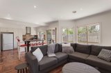 https://images.listonce.com.au/custom/160x/listings/310-lee-avenue-mount-waverley-vic-3149/087/00713087_img_02.jpg?BvaD5a5A4eI