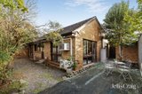 https://images.listonce.com.au/custom/160x/listings/310-tyndall-street-surrey-hills-vic-3127/975/01926975_img_08.jpg?29Zn9AtQj8Y