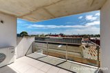 https://images.listonce.com.au/custom/160x/listings/310126-chapel-street-st-kilda-vic-3182/582/01810582_img_02.jpg?le25LiiAO04