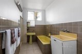 https://images.listonce.com.au/custom/160x/listings/31021-toorak-road-camberwell-vic-3124/875/01704875_img_05.jpg?0b-a84WrZuM