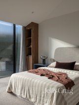 https://images.listonce.com.au/custom/160x/listings/3103-brougham-street-kew-vic-3101/211/01907211_img_05.jpg?RHi2YN_pLOs