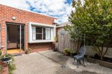 https://images.listonce.com.au/custom/160x/listings/3105-arthurton-road-northcote-vic-3070/066/01188066_img_07.jpg?mtEa2Zq377E