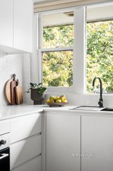 https://images.listonce.com.au/custom/160x/listings/3108-george-street-east-melbourne-vic-3002/611/01680611_img_04.jpg?ArkMld6TVQs