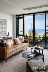 https://images.listonce.com.au/custom/160x/listings/311-beach-street-port-melbourne-vic-3207/063/01812063_img_02.jpg?EdQq2O9DGvg