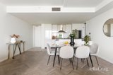 https://images.listonce.com.au/custom/160x/listings/311-beach-street-port-melbourne-vic-3207/063/01812063_img_05.jpg?05Je4gy50ew