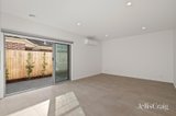 https://images.listonce.com.au/custom/160x/listings/311-caroline-street-kilsyth-vic-3137/301/01933301_img_03.jpg?IWq7MI72sU0