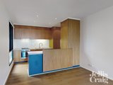 https://images.listonce.com.au/custom/160x/listings/311-domville-avenue-hawthorn-vic-3122/090/01752090_img_06.jpg?zz9SXQ-Li3g