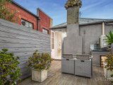 https://images.listonce.com.au/custom/160x/listings/311-nott-street-port-melbourne-vic-3207/234/01090234_img_10.jpg?DXZvSN5E9Mo