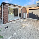 https://images.listonce.com.au/custom/160x/listings/311-pitman-street-newcomb-vic-3219/927/01901927_img_04.jpg?pl7wgsCcjrY