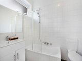 https://images.listonce.com.au/custom/160x/listings/3117-tennyson-street-elwood-vic-3184/866/01793866_img_07.jpg?6-e-TfG-ik4