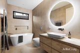 https://images.listonce.com.au/custom/160x/listings/3118-locksley-road-eaglemont-vic-3084/955/01739955_img_15.jpg?sK2V-PwWmFQ