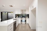 https://images.listonce.com.au/custom/160x/listings/312-moore-avenue-croydon-vic-3136/284/01644284_img_06.jpg?yhBQXKUdDwE