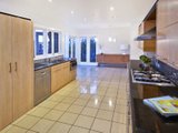https://images.listonce.com.au/custom/160x/listings/312-shannon-avenue-newtown-vic-3220/846/01699846_img_02.jpg?_RCXT6zNgnQ