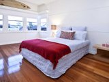 https://images.listonce.com.au/custom/160x/listings/312-shannon-avenue-newtown-vic-3220/846/01699846_img_05.jpg?zNxZr9kbnqI