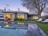 https://images.listonce.com.au/custom/160x/listings/312-shannon-avenue-newtown-vic-3220/846/01699846_img_13.jpg?dAmSXnct9LQ