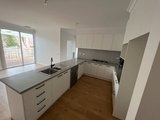 https://images.listonce.com.au/custom/160x/listings/312-starcross-avenue-croydon-vic-3136/968/01622968_img_12.jpg?tiCJouq6d8A