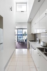 https://images.listonce.com.au/custom/160x/listings/312185-lennox-street-richmond-vic-3121/284/00816284_img_03.jpg?4E1SLgfu3Vg