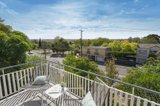 https://images.listonce.com.au/custom/160x/listings/31275-burke-road-kew-vic-3101/303/00359303_img_08.jpg?x4oXZh6MDO4