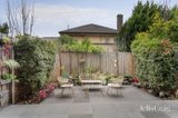 https://images.listonce.com.au/custom/160x/listings/31289-burke-road-kew-vic-3101/446/01782446_img_07.jpg?UH-vSzwSQko